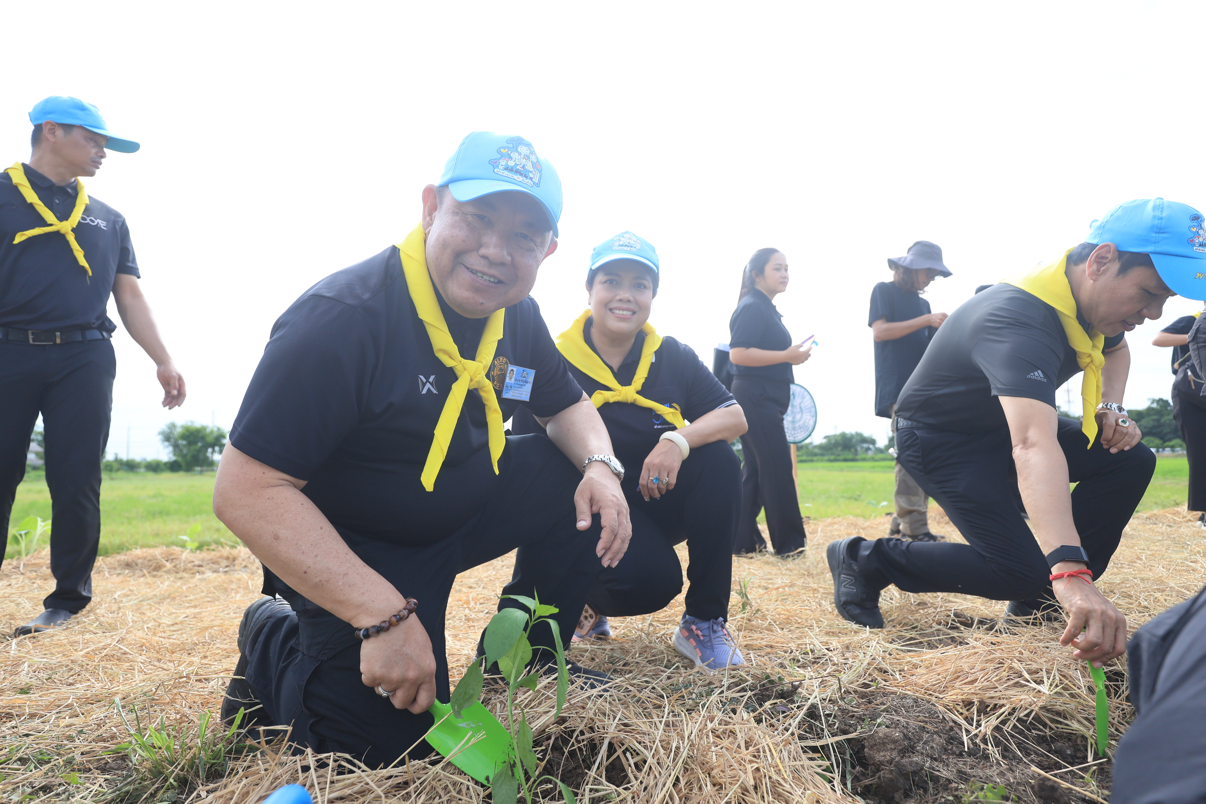 title - ส.ป.ก. ร่วมโครงการจิตอาสาพัฒนาด้านการเกษตรกระทรวงเกษตรและสหกรณ์ เนื่องในวันคล้ายวันพระราชสมภพ สมเด็จพระนางเจ้าสิริกิติ์ พระบรมราชินีนาถ พระบรมราชชนนีพันปีหลวง และวันแม่แห่งชาติ 12 สิงหาคม 2569